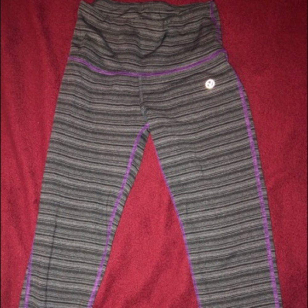 High-Waisted Capri Workout Joggers